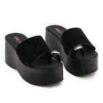 Μαύρες σουεντ ψηλές πλατφόρμες Fred με toe ring