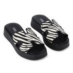 Fred flatforms με 
ιδιαίτερη φάσα, ασπρόμαυρο